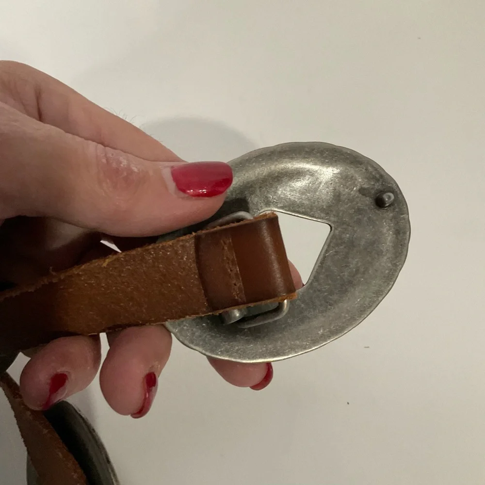 Vintage western brown leather belt; silver medallions; adjustable strap; ~37” L